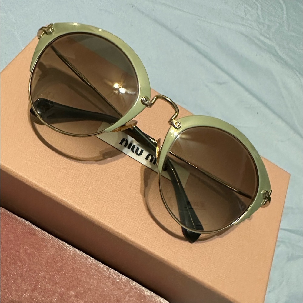 Miu miu sunglasses